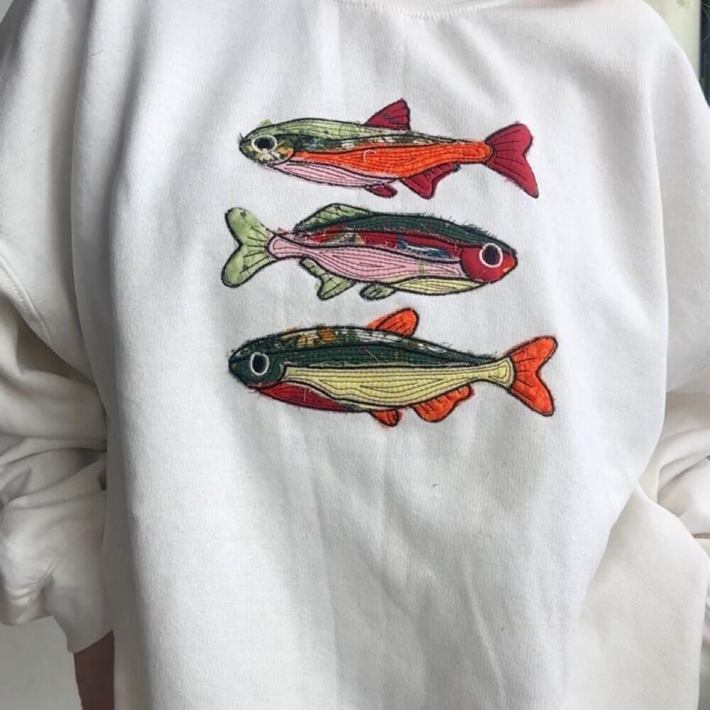 NWT white patchwork fish embroidered fleece crewneck sweatshirt